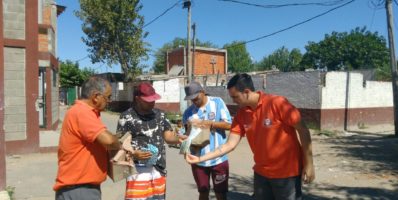 Entrega de los Kits de Saneamiento en el barrio La Fe de Monte Chingolo